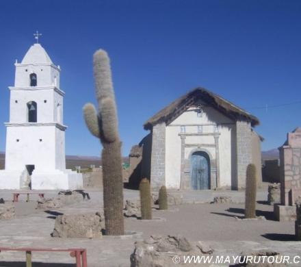 Iglesia de Cariquima